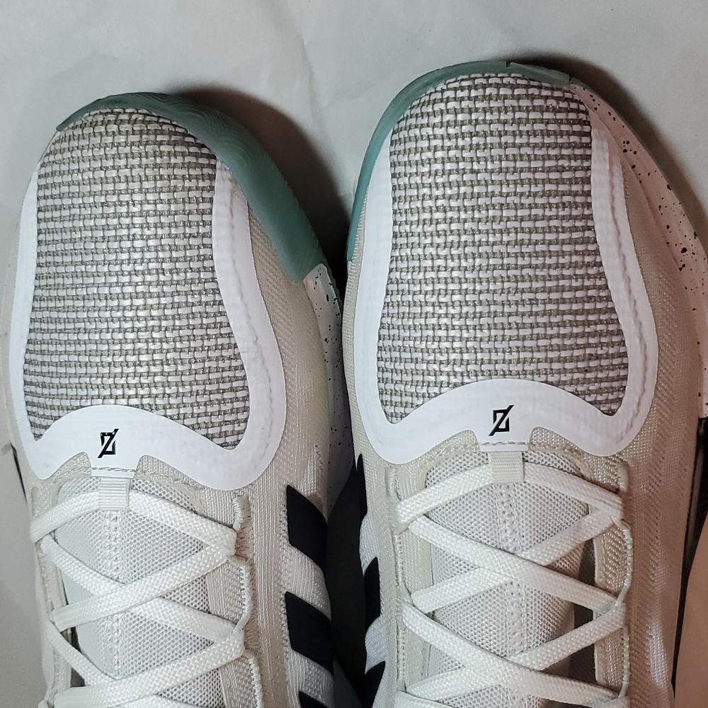 ADIDAS D ROSE ADIZERO 11 1/2 - Picture 11 of 15